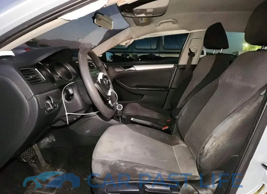 3VW2B7AJXHM317292# 7