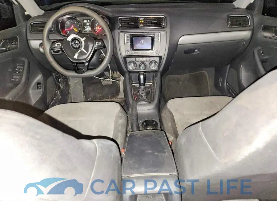 3VW2B7AJXHM317292# 8