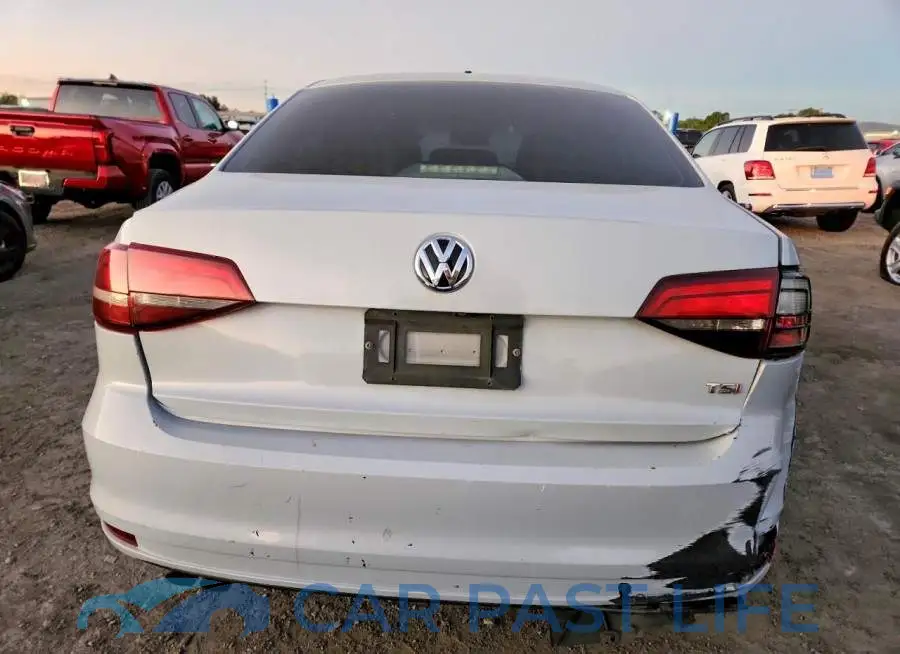 3VW2B7AJXHM317292# 6