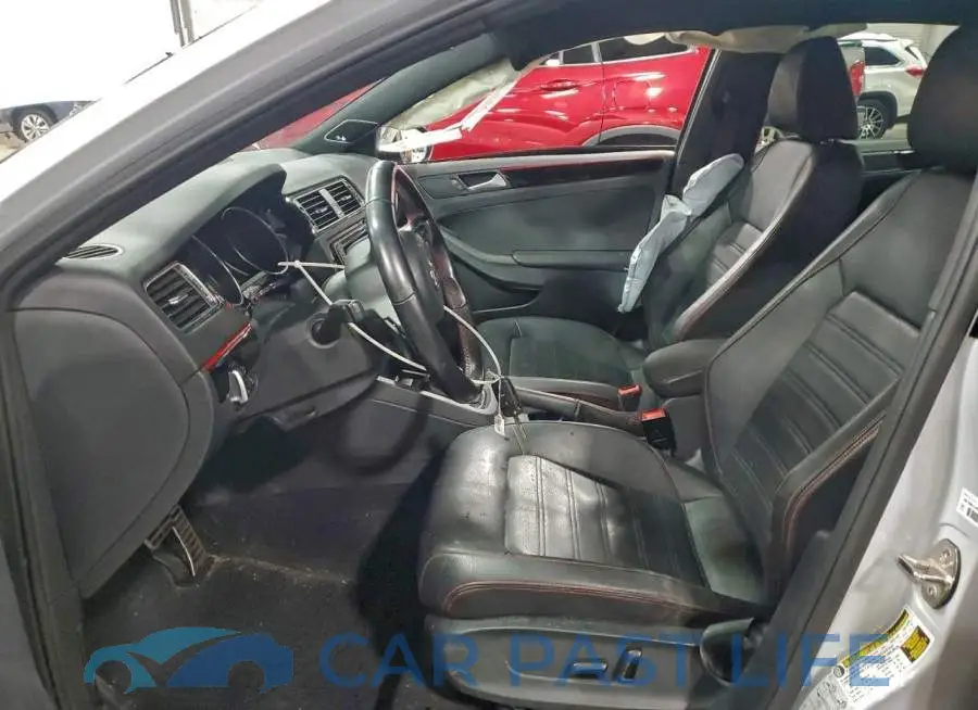 3VW4T7AJ8HM347672# 7