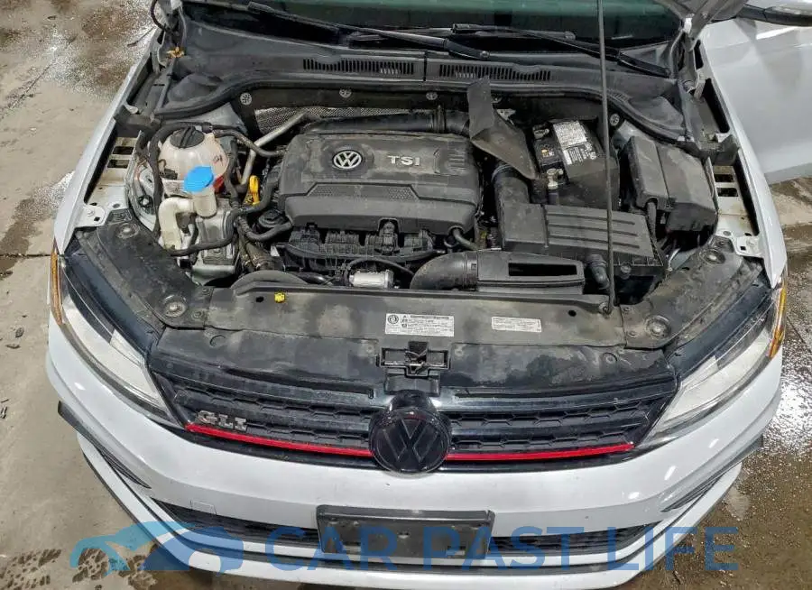 3VW4T7AJ8HM347672# 11