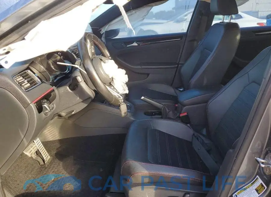 3VW4T7AJXHM348208# 7