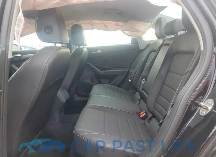 3VW7M7BU1RM098006# 10