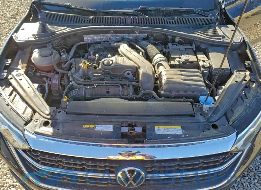 3VW7M7BU9RM013820# 11