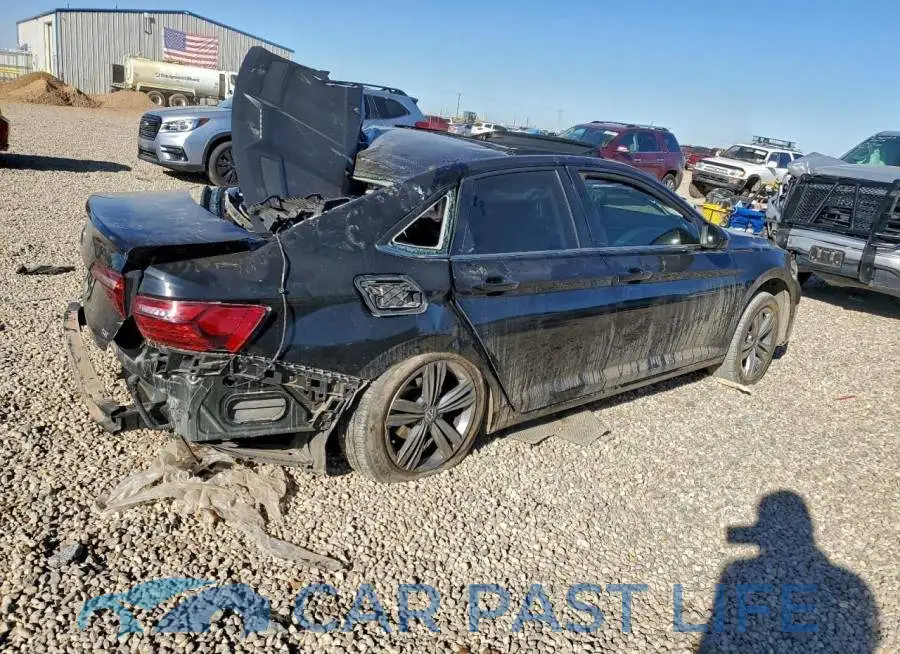 3VW7M7BU9RM013820# 3