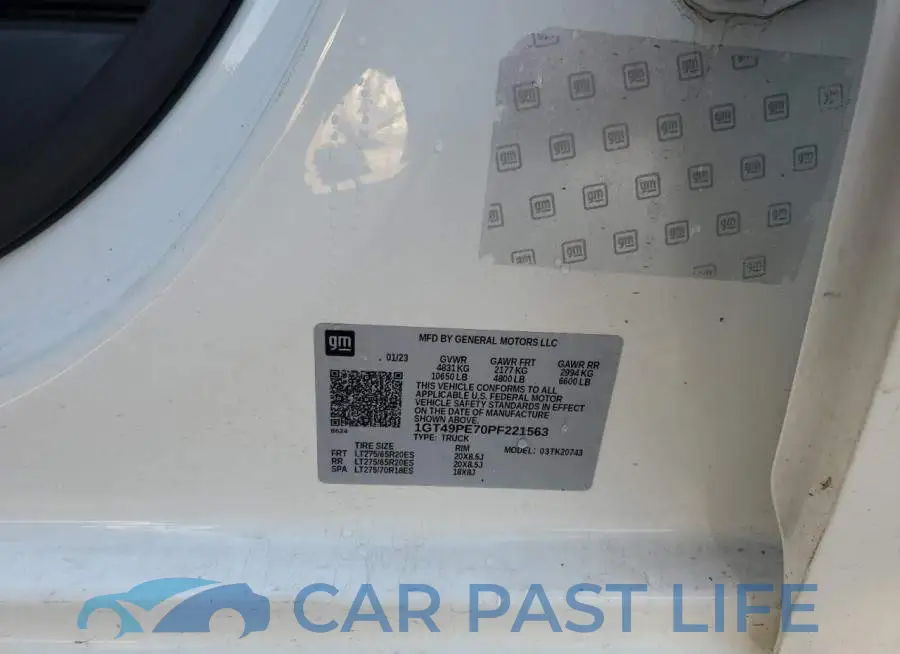 1GT49PE70PF221563# 12