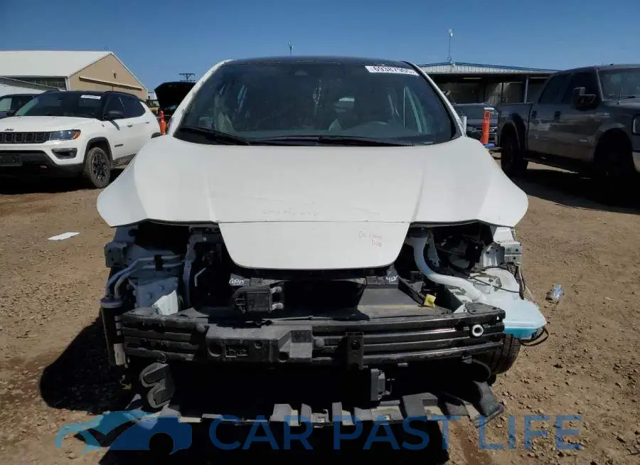 1N4CZ1CV9RC556695# 5