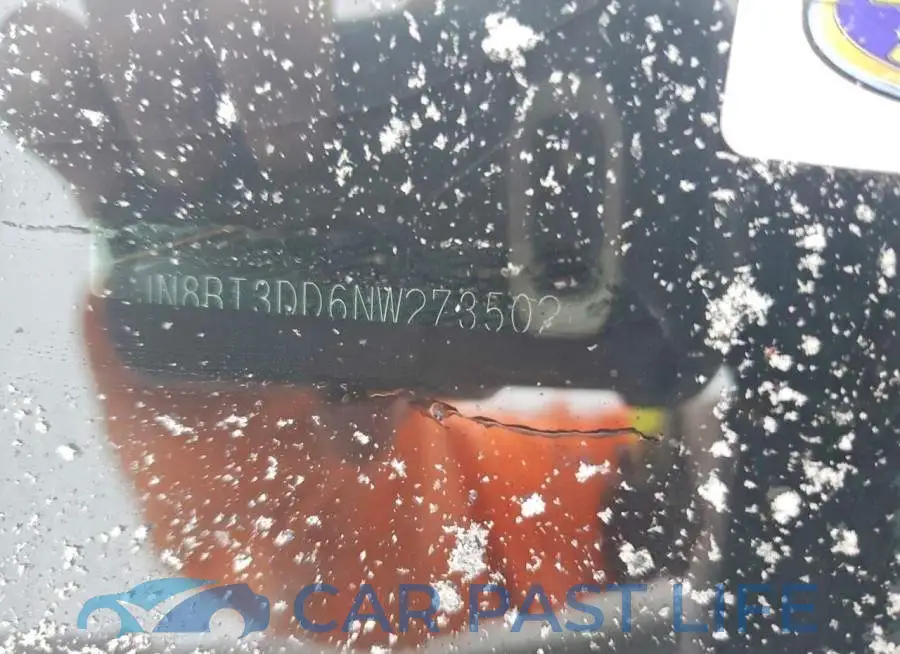 JN8BT3DD6NW273502# 13