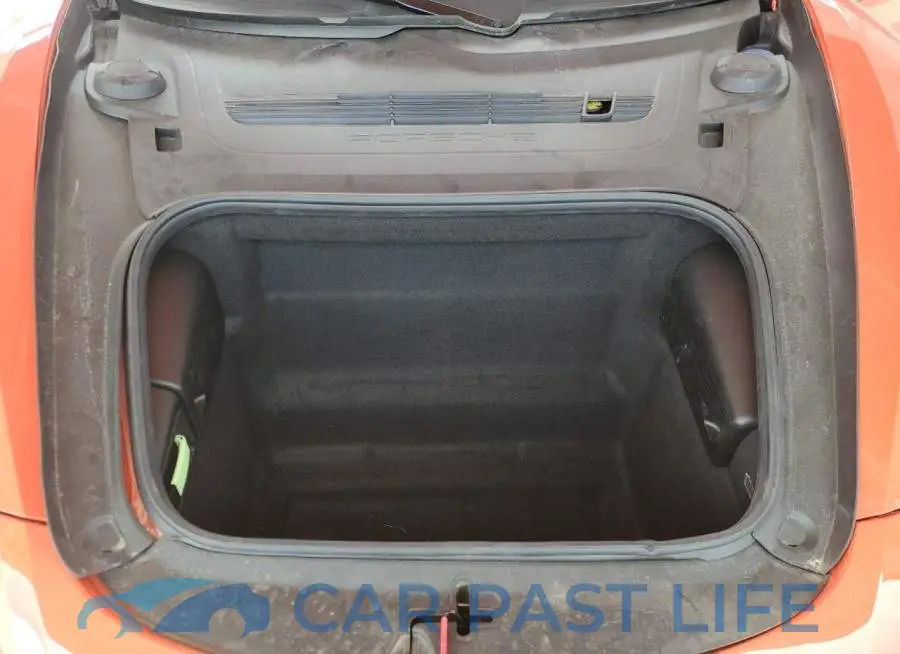 WP0CA2A89JS210998# 11