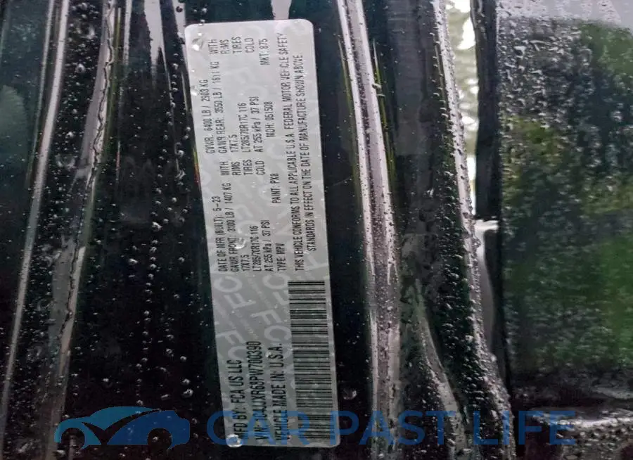 1C4JJXR68PW700390# 12