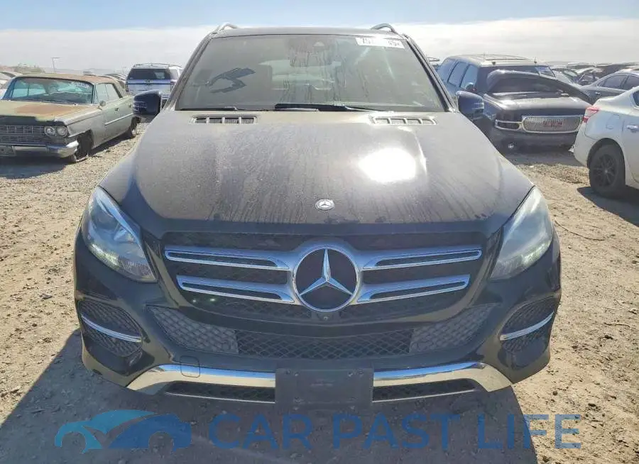 4JGDA5JB8HA900027# 5