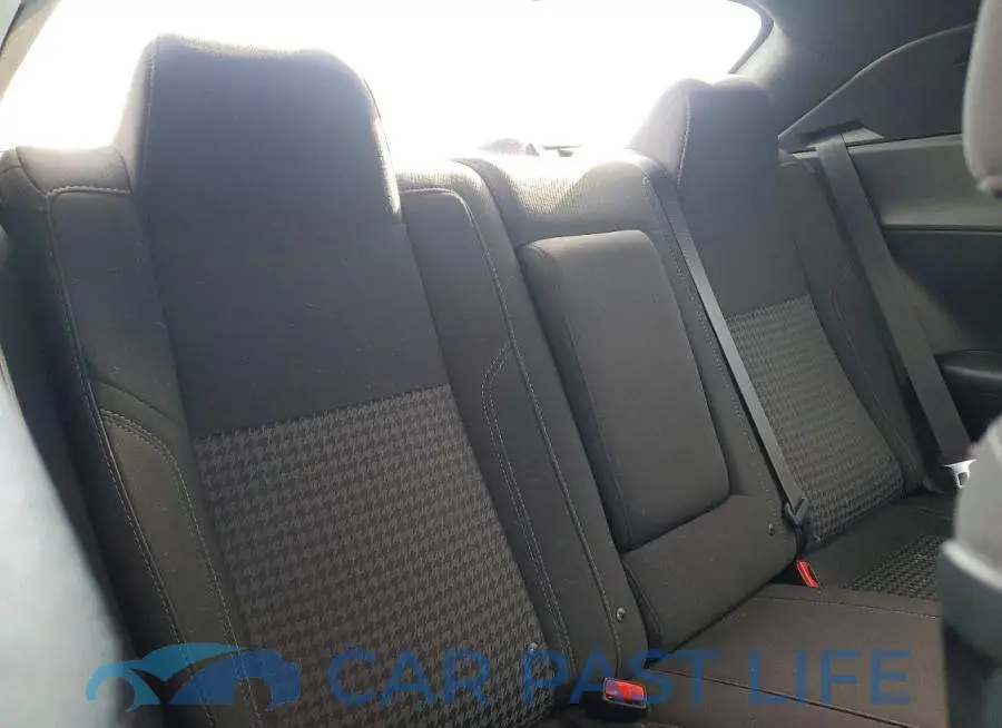 2C3CDZAG5HH636328# 10