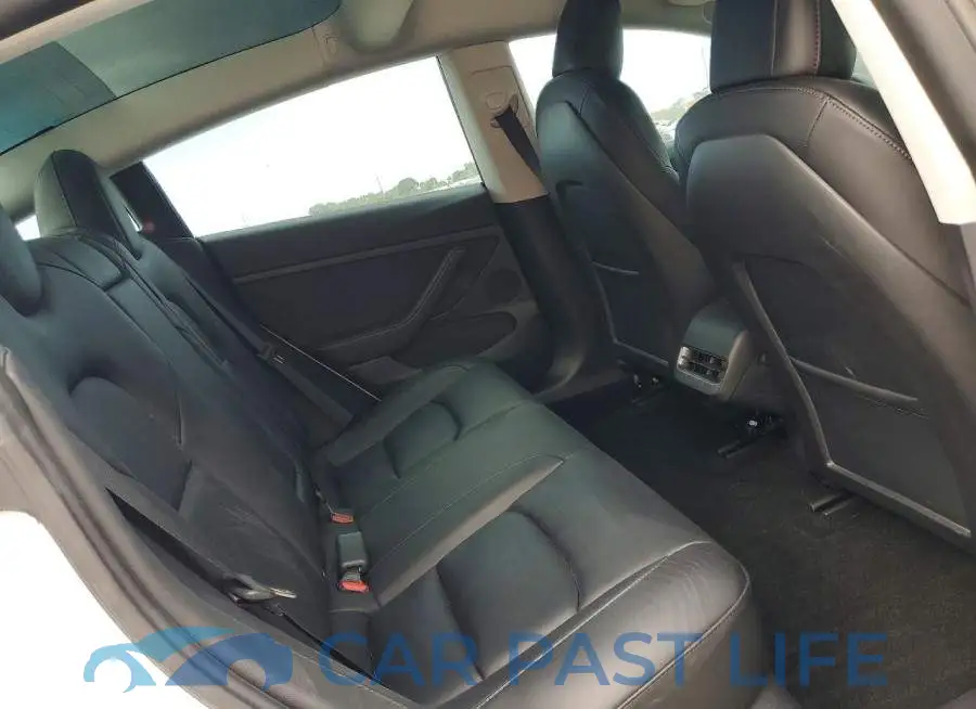 5YJ3E1EA5PF407975# 10