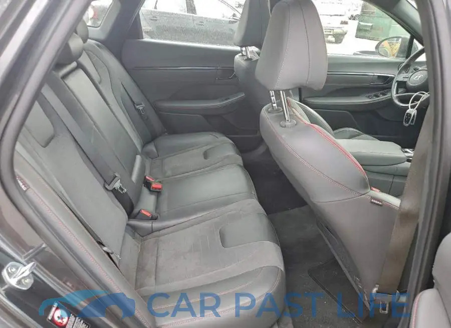 KMHL14JC8NA214550# 10