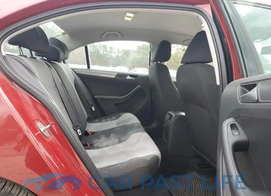 3VW2B7AJ3HM229992# 10