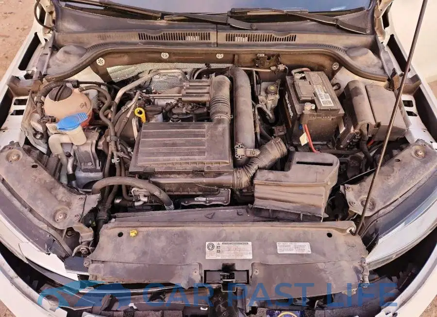 3VW2B7AJXHM251343# 11