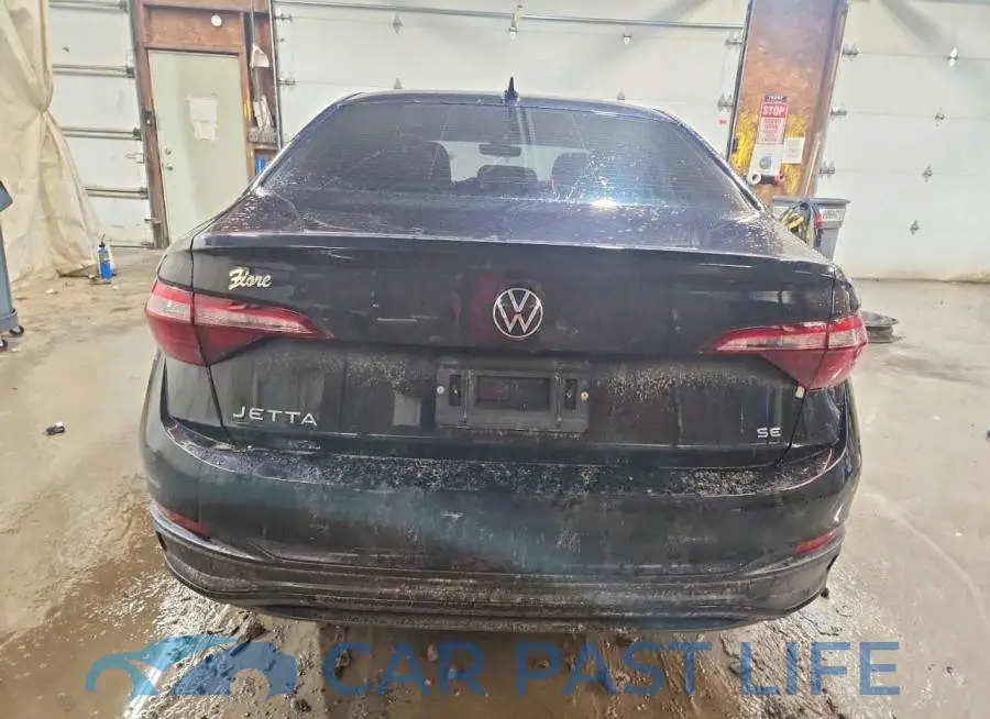 3VW7M7BU3RM074502# 6