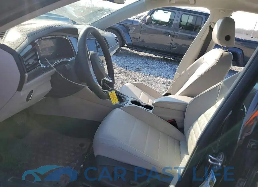 3VW7M7BU4RM041623# 7