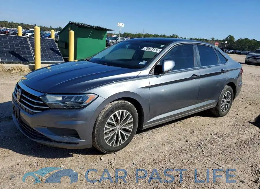 3VWCB7BU1KM218400# 1