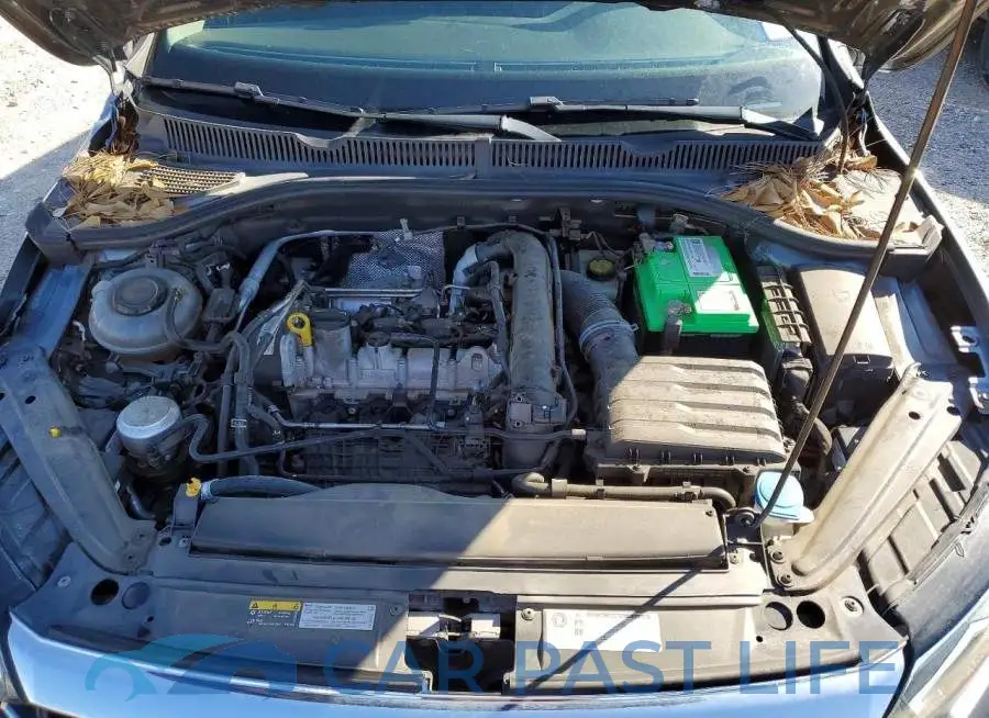 3VWCB7BU1KM218400# 11