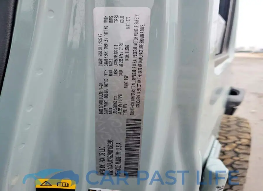 1C4RJXFG2RW153295# 13