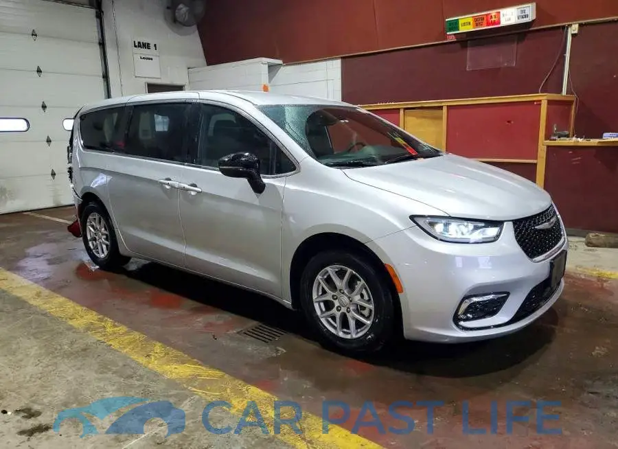 2C4RC1BG6TR201622# 4