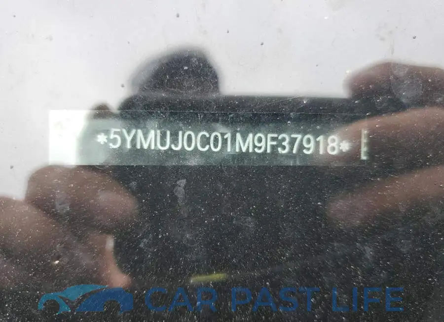 5YMUJ0C01M9F37918# 13