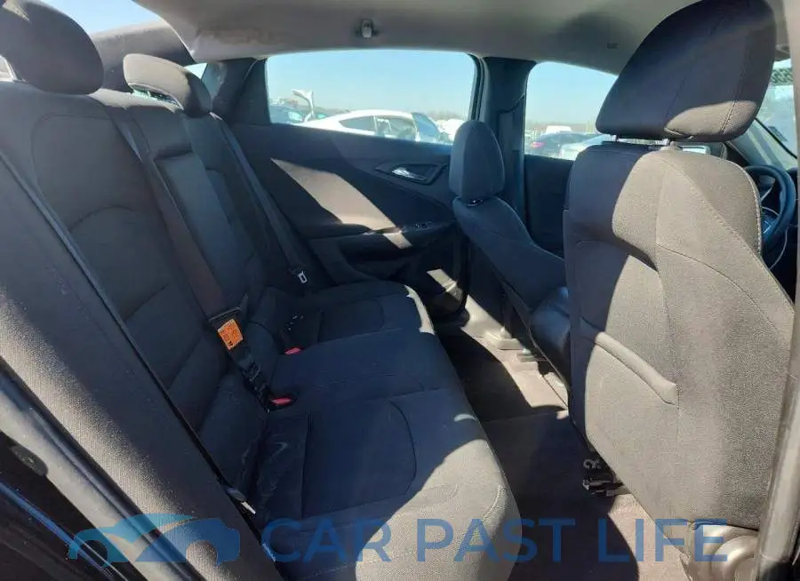 1G1ZC5ST8HF137126# 10