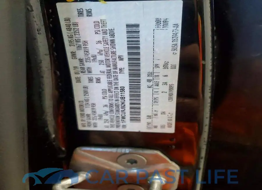 1FMCU9J92KUB11580# 12