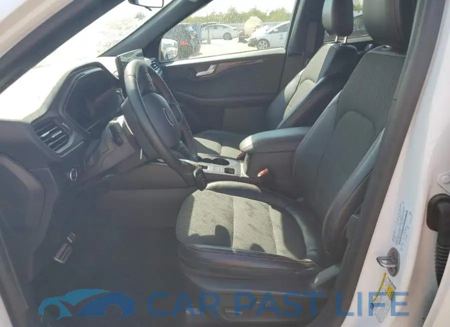 1FMCU9NA8PUB42831# 7