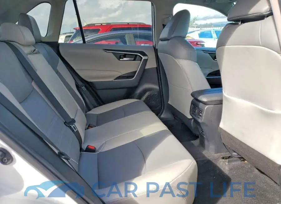 2T3A1RFV8MW162081# 11