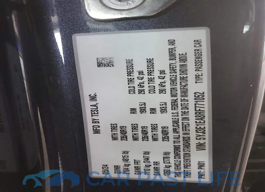5YJ3E1EA8RF771052# 12