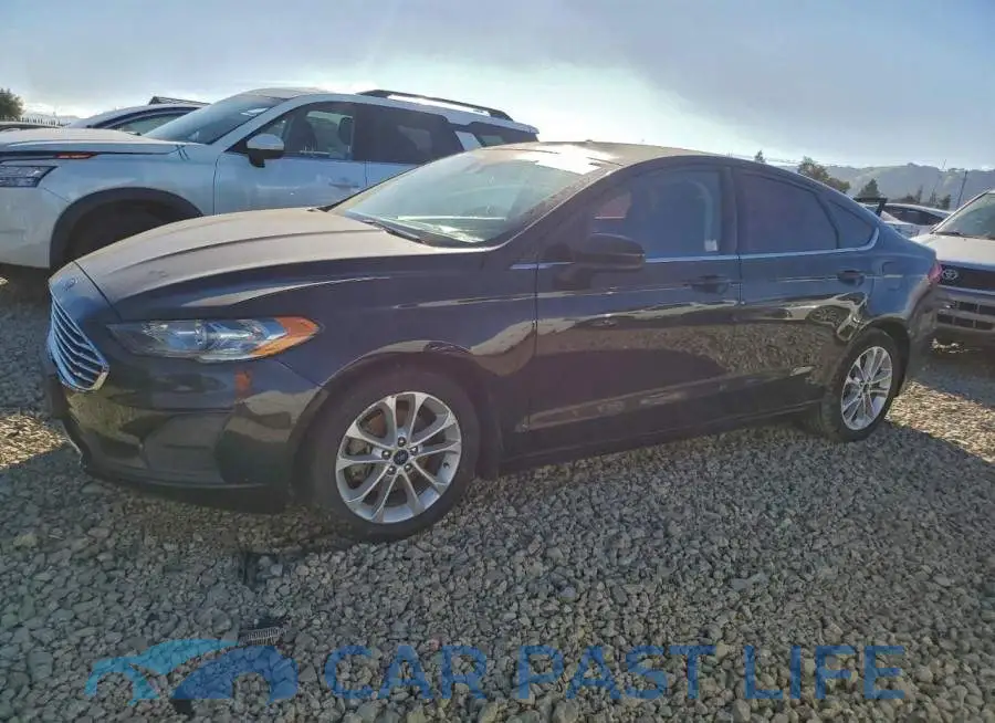 3FA6P0LU1KR139809# 1
