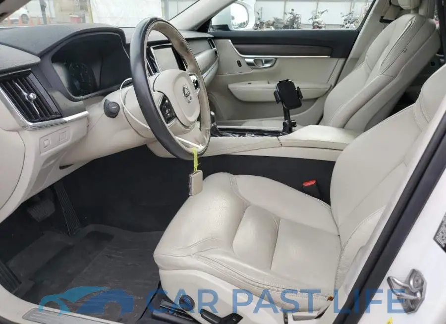 YV4A22NL8J1016999# 7