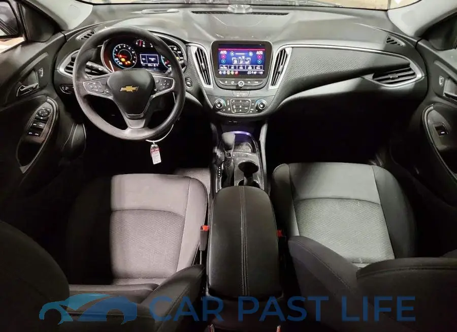 1G1ZD5ST2RF230142# 8