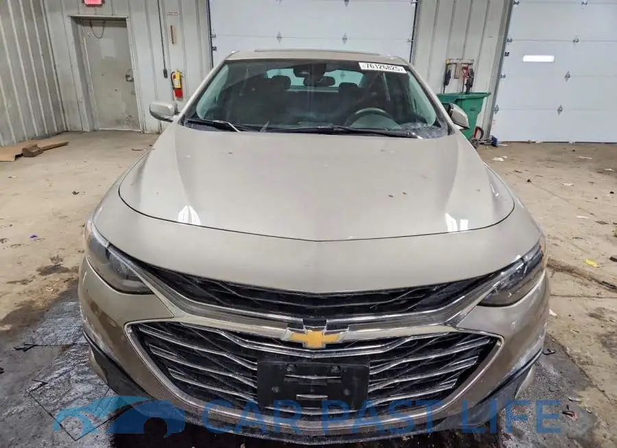 1G1ZD5ST2RF230142# 5