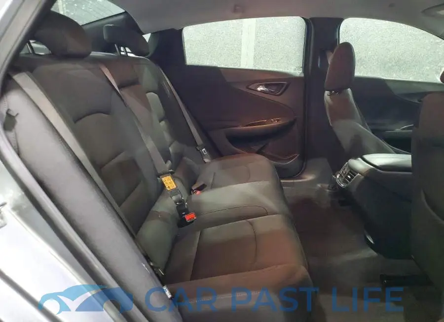 1G1ZD5ST8SF145151# 10