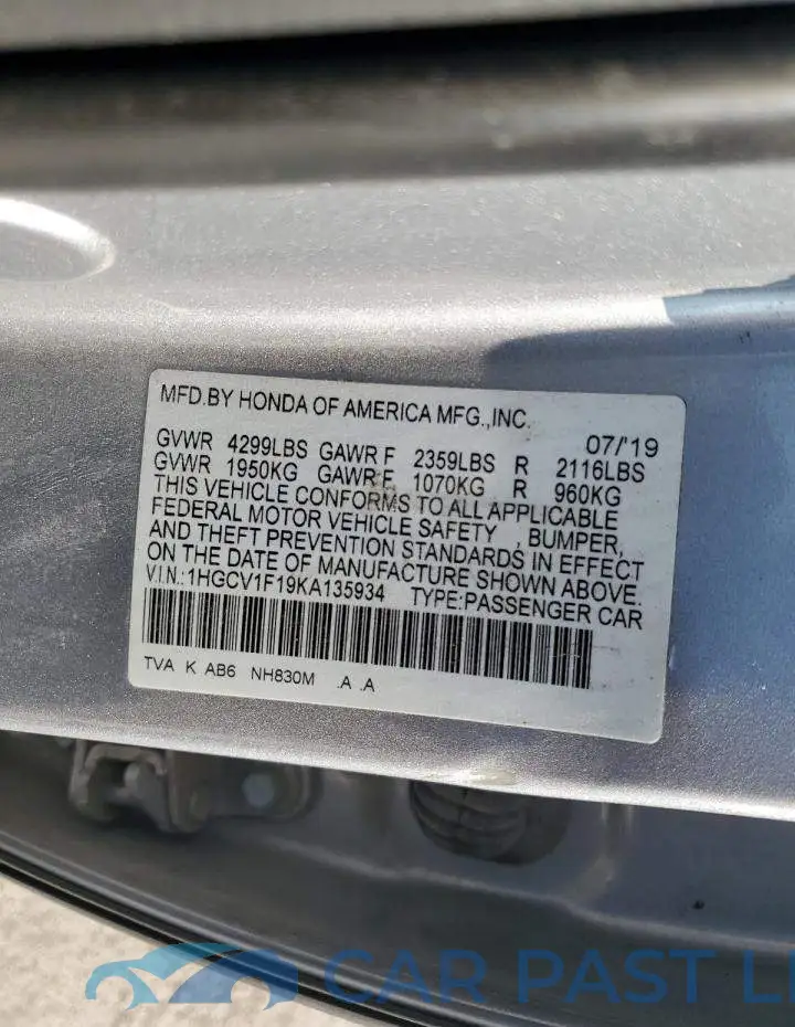 1HGCV1F19KA135934# 12