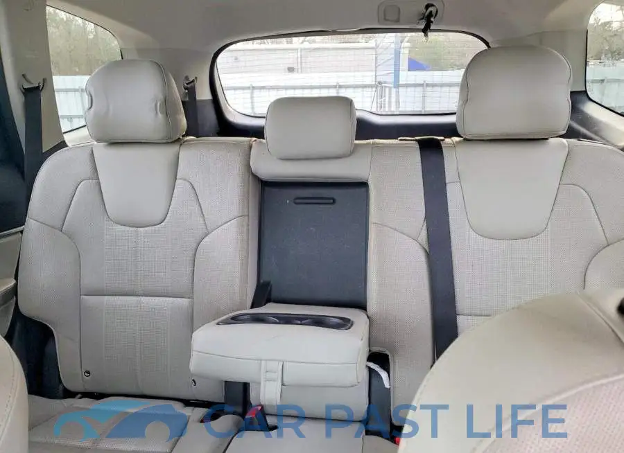5XYP34HC4LG008287# 10