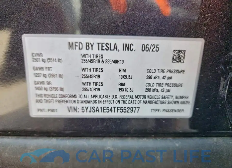 5YJSA1E54TF552977# 13