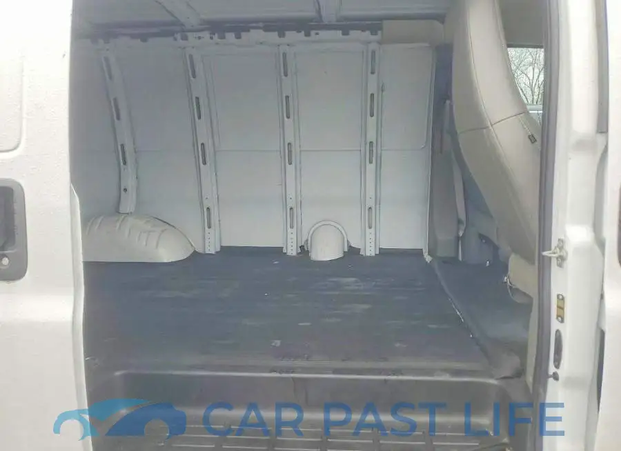 1GCWGAFP3S1230774# 11