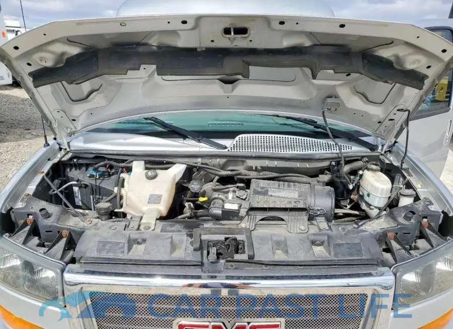 1GTW7BFG8L1144805# 12