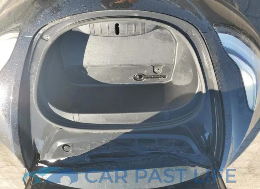 5YJ3E1EA8KF421054# 11
