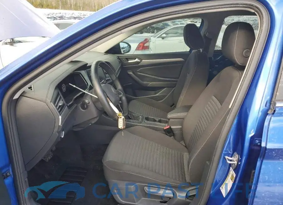 3VW5M7BU2RM097731# 7