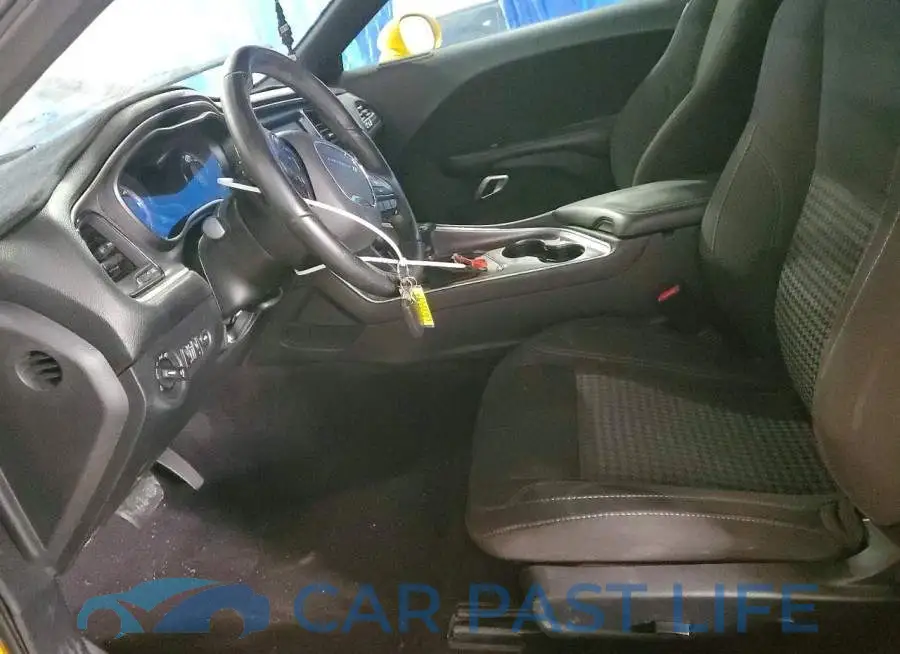2C3CDZAG1HH640716# 7