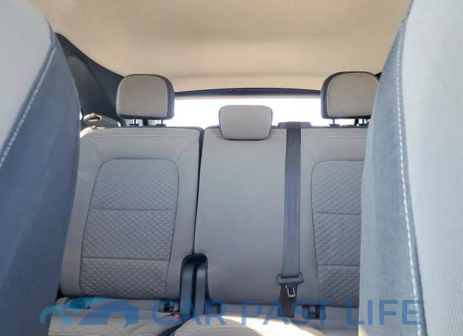 1FMCU9BZ2MUB19325# 10