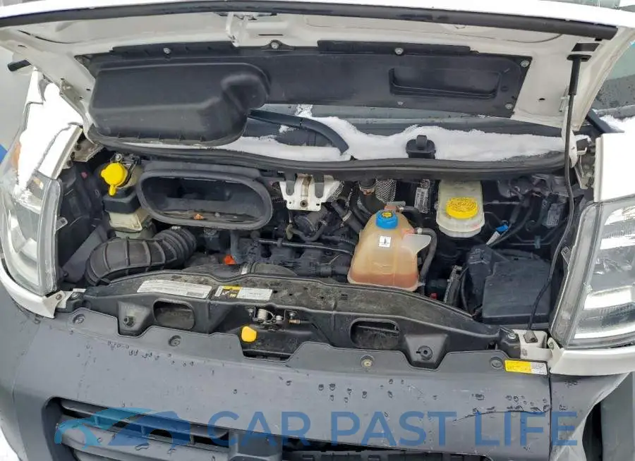 3C6TRVAG2JE125271# 12