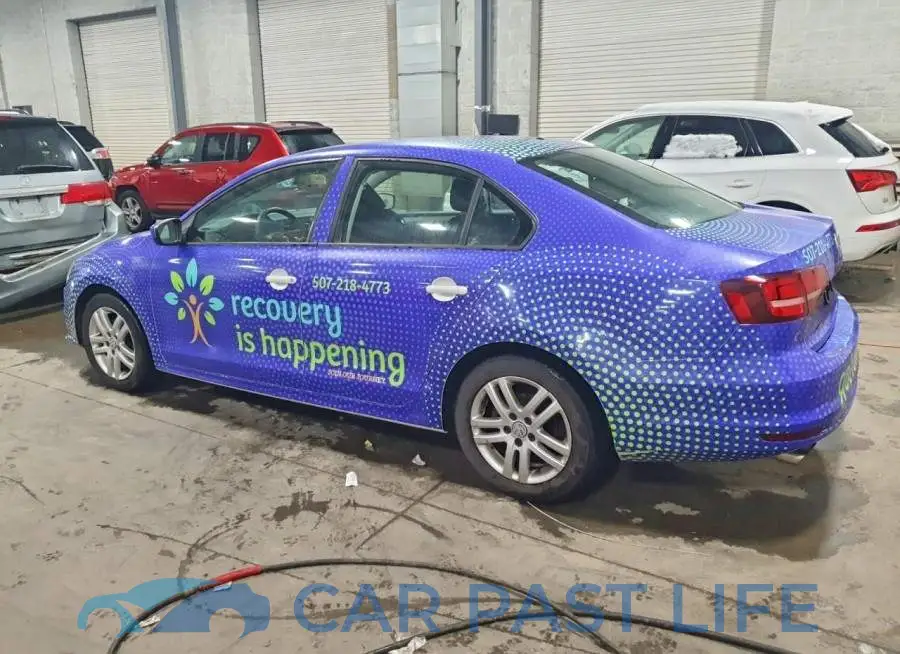 3VW2B7AJ7JM262144# 2