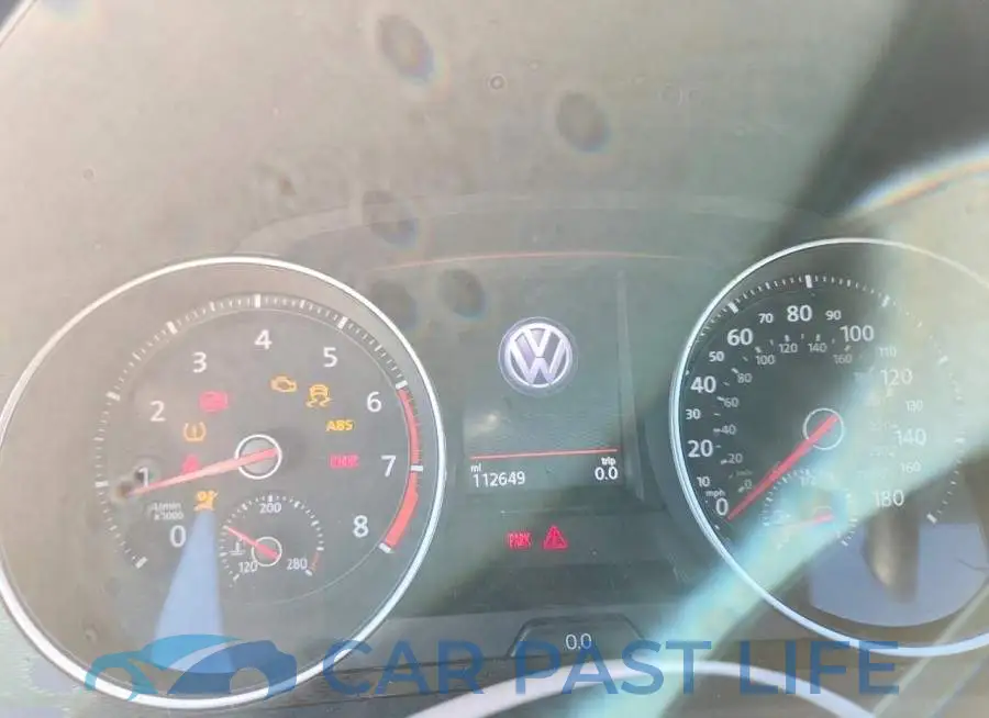 3VW5T7AU4HM064507# 9