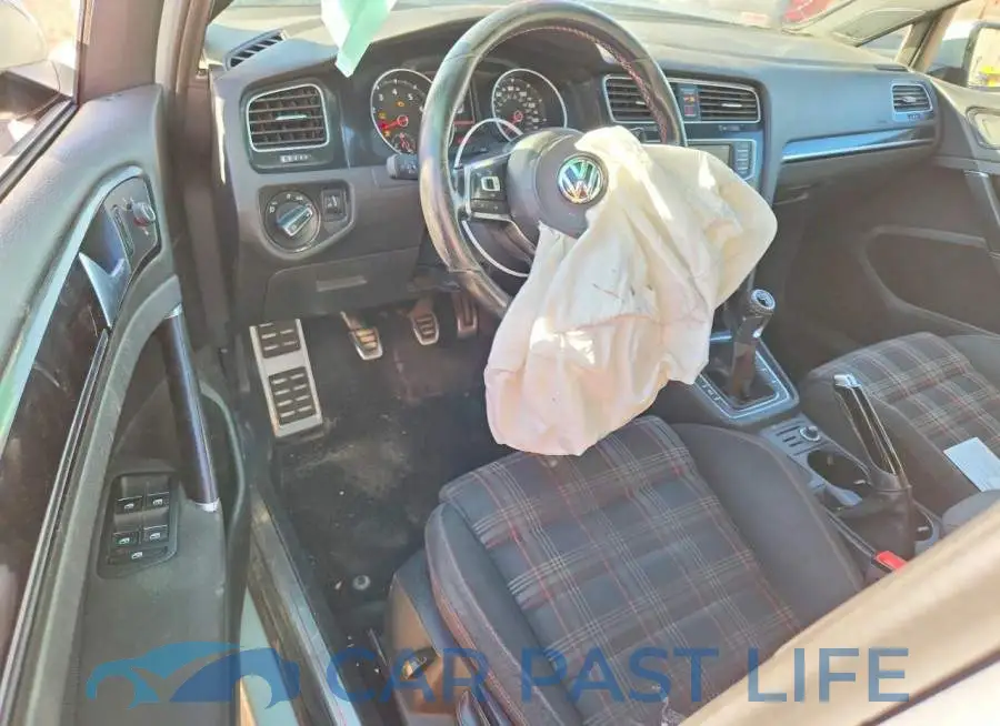3VW5T7AU4HM064507# 8